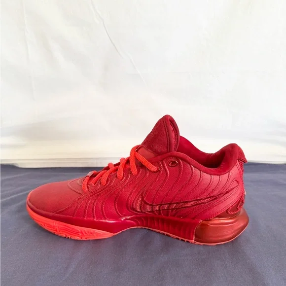 Nike LeBron 21 Triple Red James Gang size 9.5 BRAND NEW MEN’S BASKETBALL SHOES - Picture 4 of 8